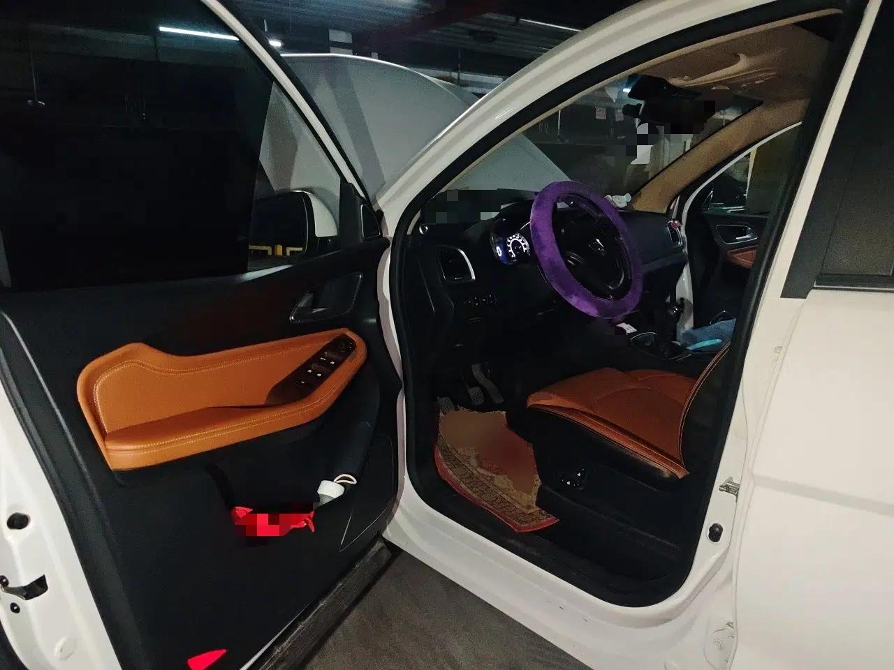 Baojun 560 2017 Rhythmic Edition 1.5T Manual Premium Model — миниатюра 16