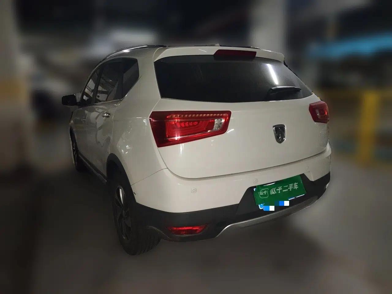 Baojun 560 2017 Rhythmic Edition 1.5T Manual Premium Model — миниатюра 4
