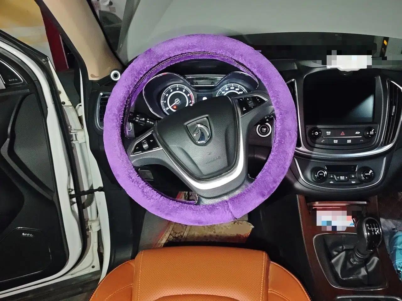 Baojun 560 2017 Rhythmic Edition 1.5T Manual Premium Model — миниатюра 10