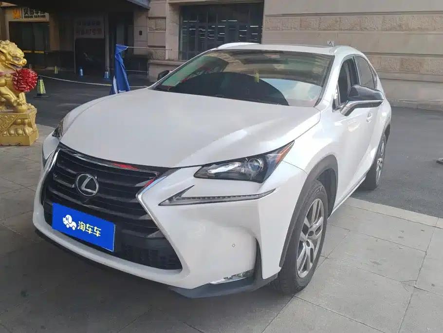 Lexus NX 2015 200t AWD Sport Edition — миниатюра 1