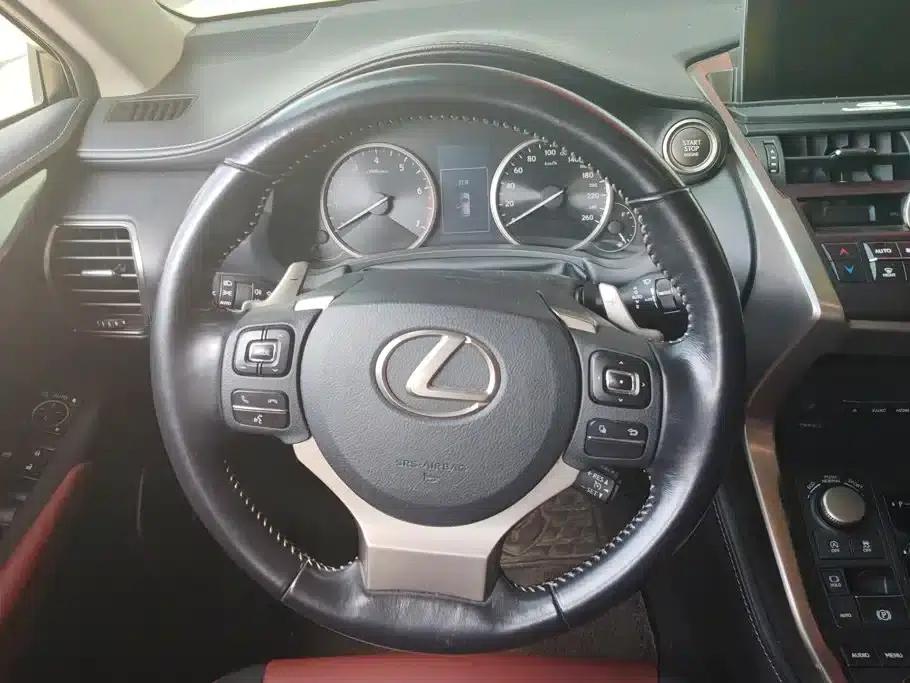 Lexus NX 2015 200t AWD Sport Edition — миниатюра 15