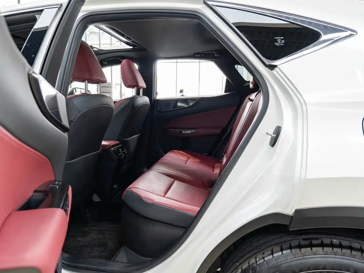 Lexus NX 2022 350h FWD Elite Edition — миниатюра 10