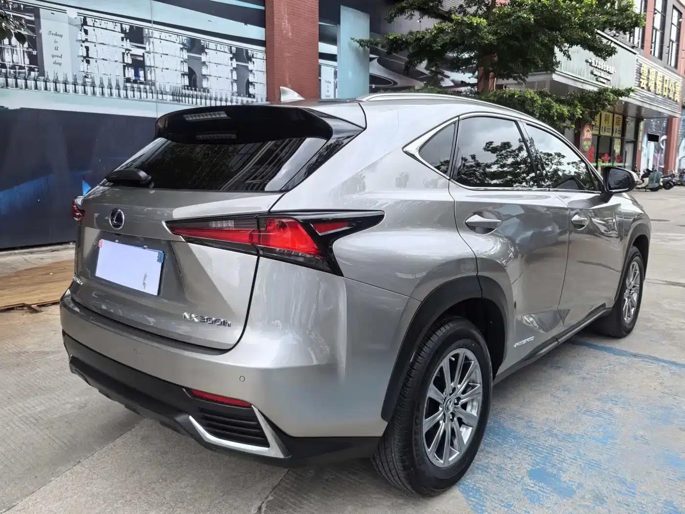 Lexus NX 2020 300h FWD Sport Edition (China VI Emission Standard) — миниатюра 5