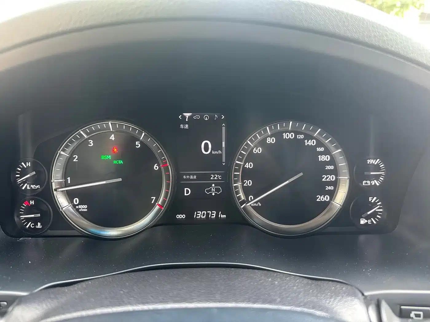 2016 Lexus LX 570 Premium Luxury Edition — миниатюра 6