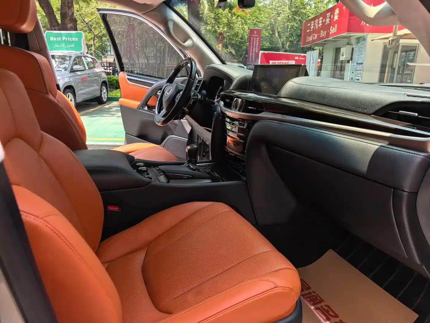 Lexus LX 2019 570 Dynamic Luxury Edition — миниатюра 16