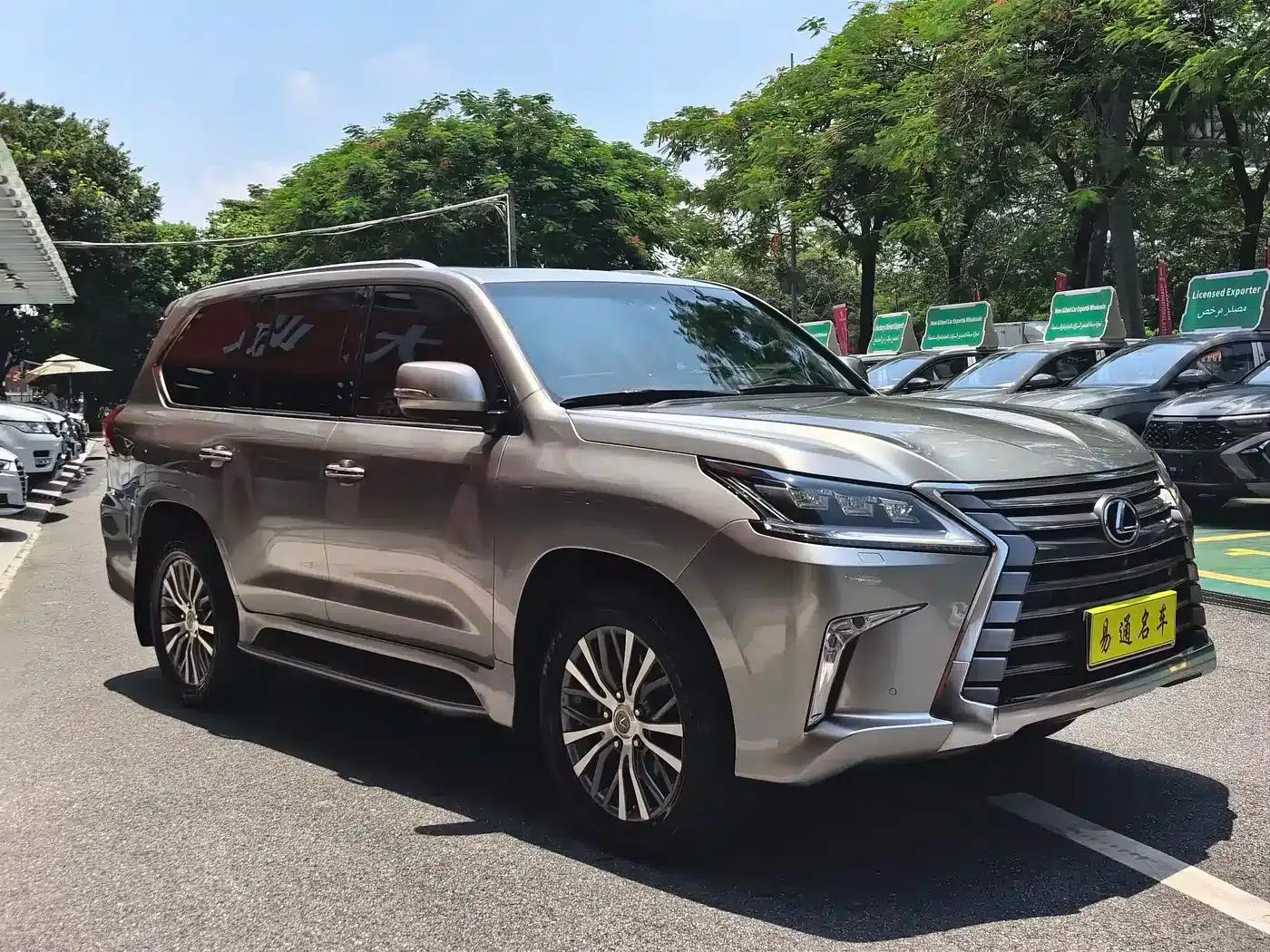 Lexus LX 2019 570 Dynamic Luxury Edition — миниатюра 4