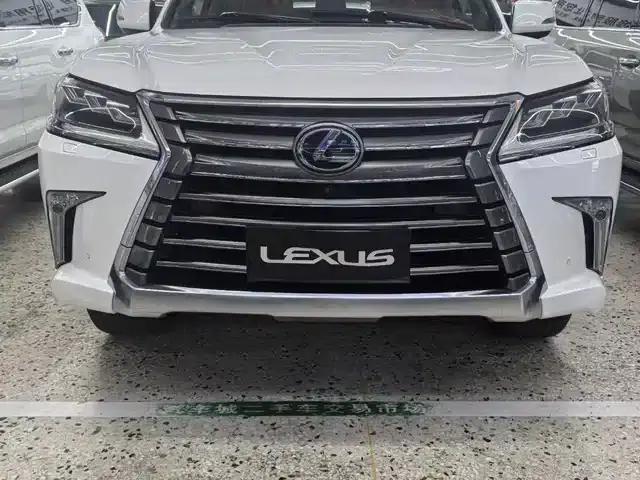 2016 Lexus LX 570 Premium Luxury Edition