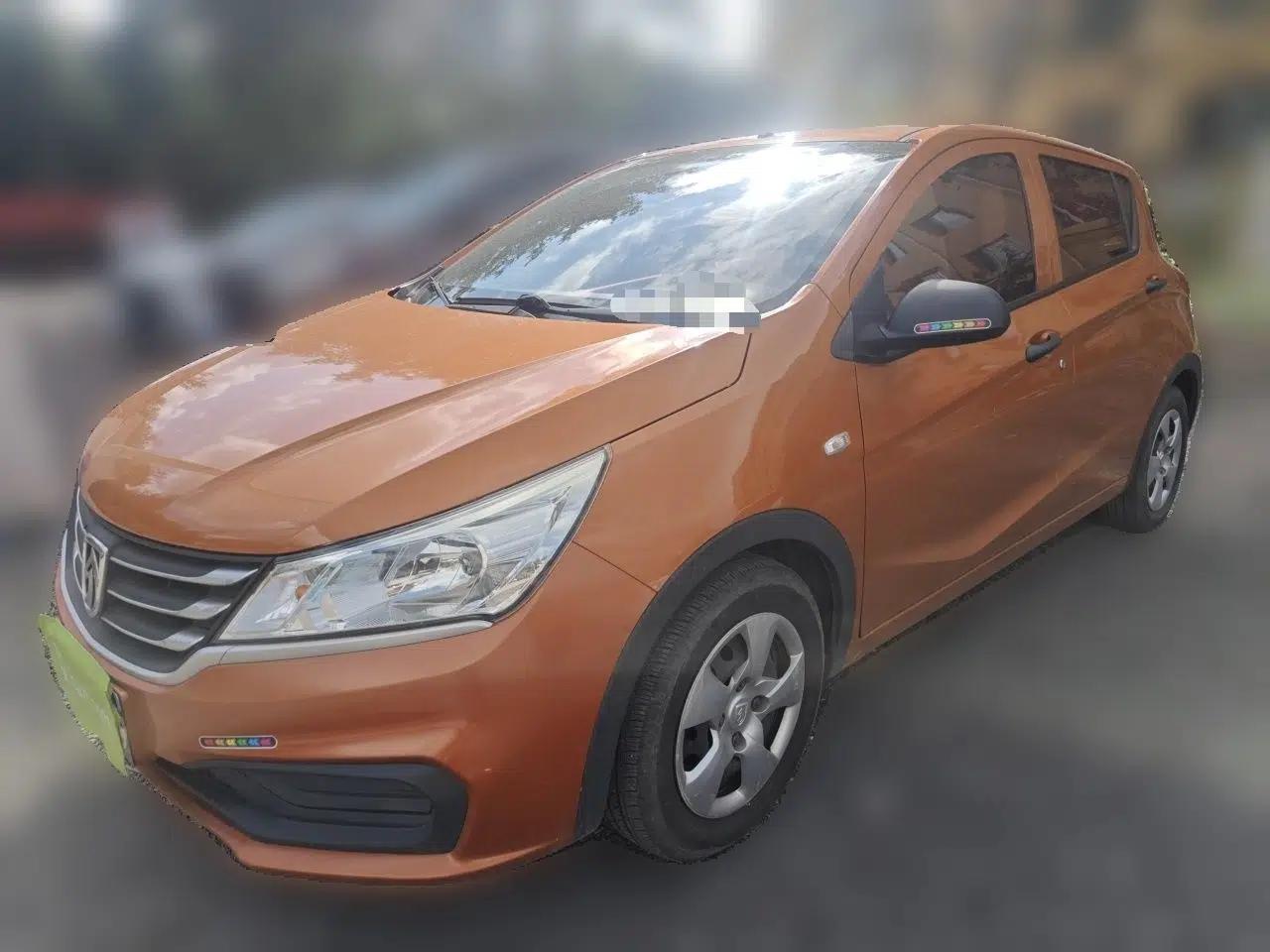 Baojun 310 2016 1.2L Manual Value Edition — миниатюра 1