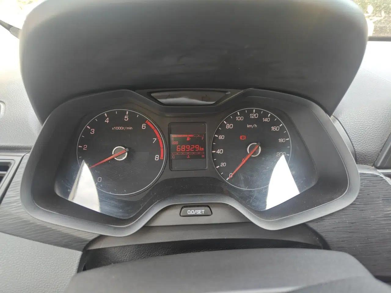 Baojun 310 2016 1.2L Manual Value Edition — миниатюра 12