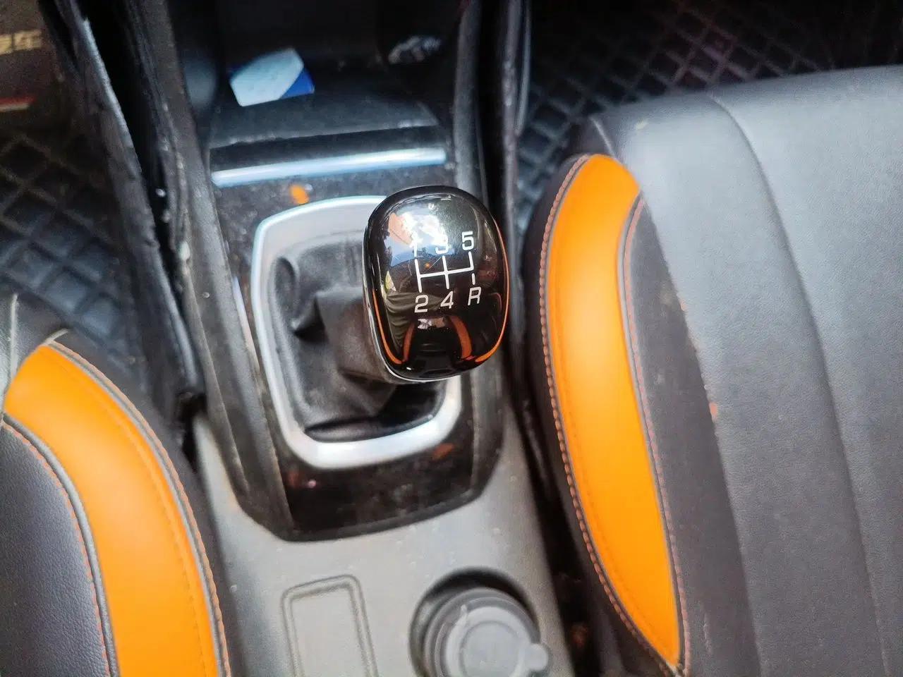 Baojun 310 2016 1.2L Manual Luxury Model — миниатюра 14