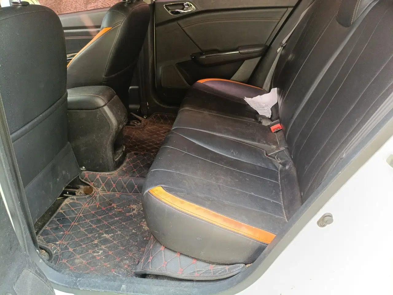 Baojun 310 2016 1.2L Manual Luxury Model — миниатюра 17