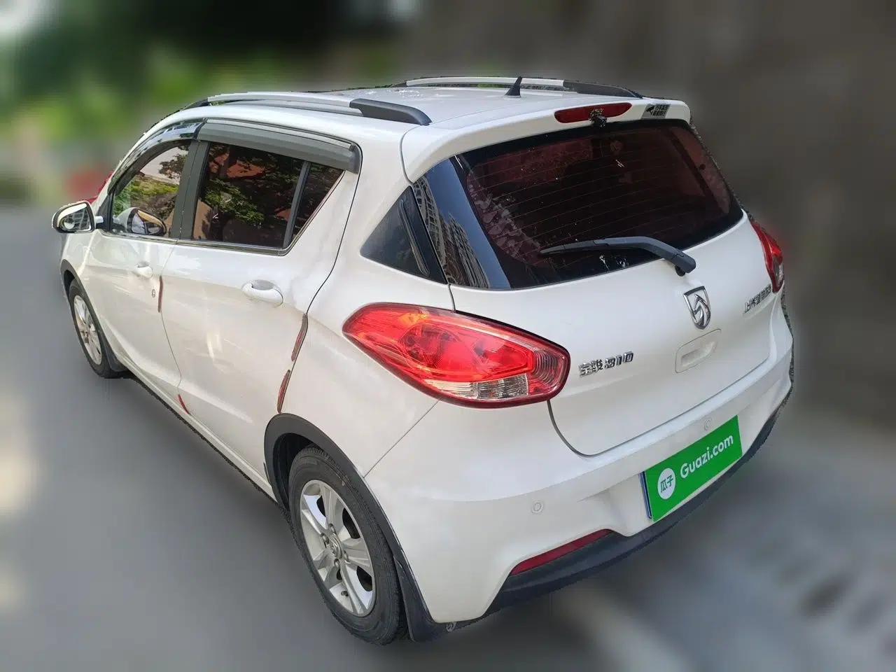 Baojun 310 2016 1.2L Manual Luxury Model — миниатюра 4