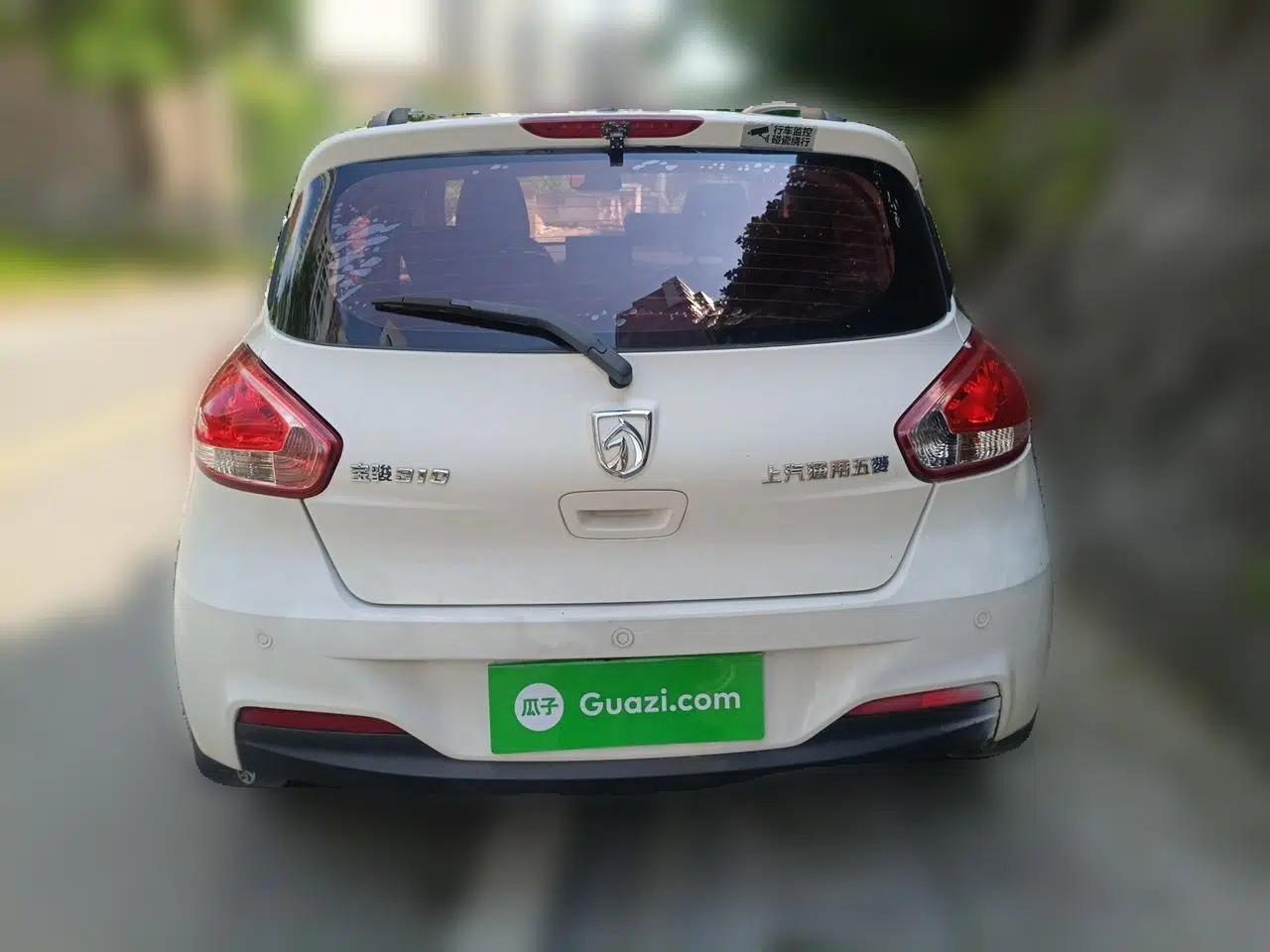 Baojun 310 2016 1.2L Manual Luxury Model — миниатюра 5