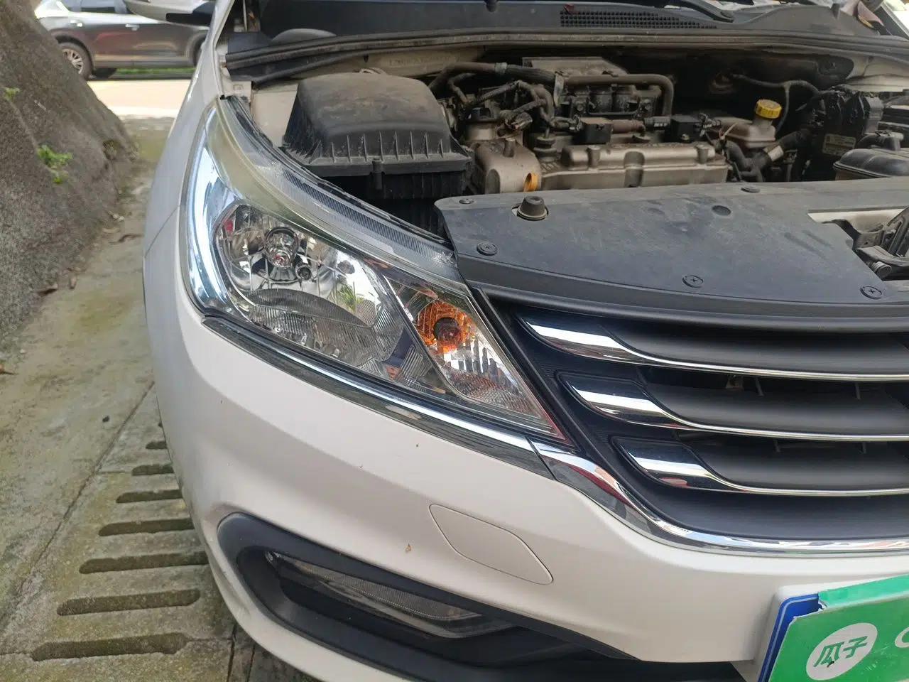 Baojun 310 2016 1.2L Manual Luxury Model — миниатюра 7