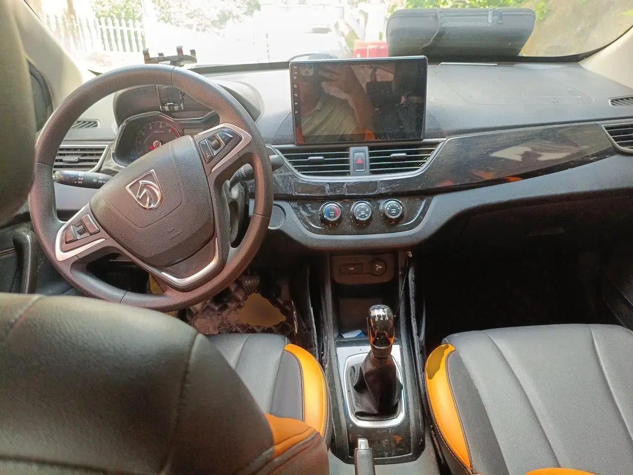 Baojun 310 2016 1.2L Manual Luxury Model — миниатюра 9