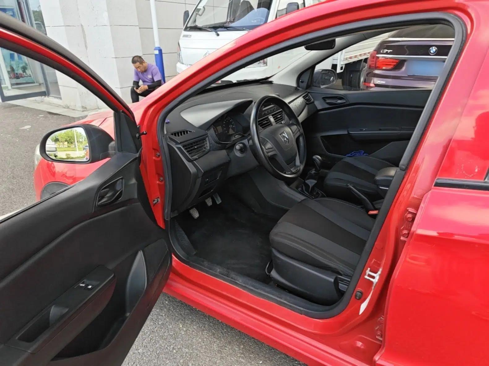 Baojun 310 2016 1.2L Manual Value Edition — миниатюра 18
