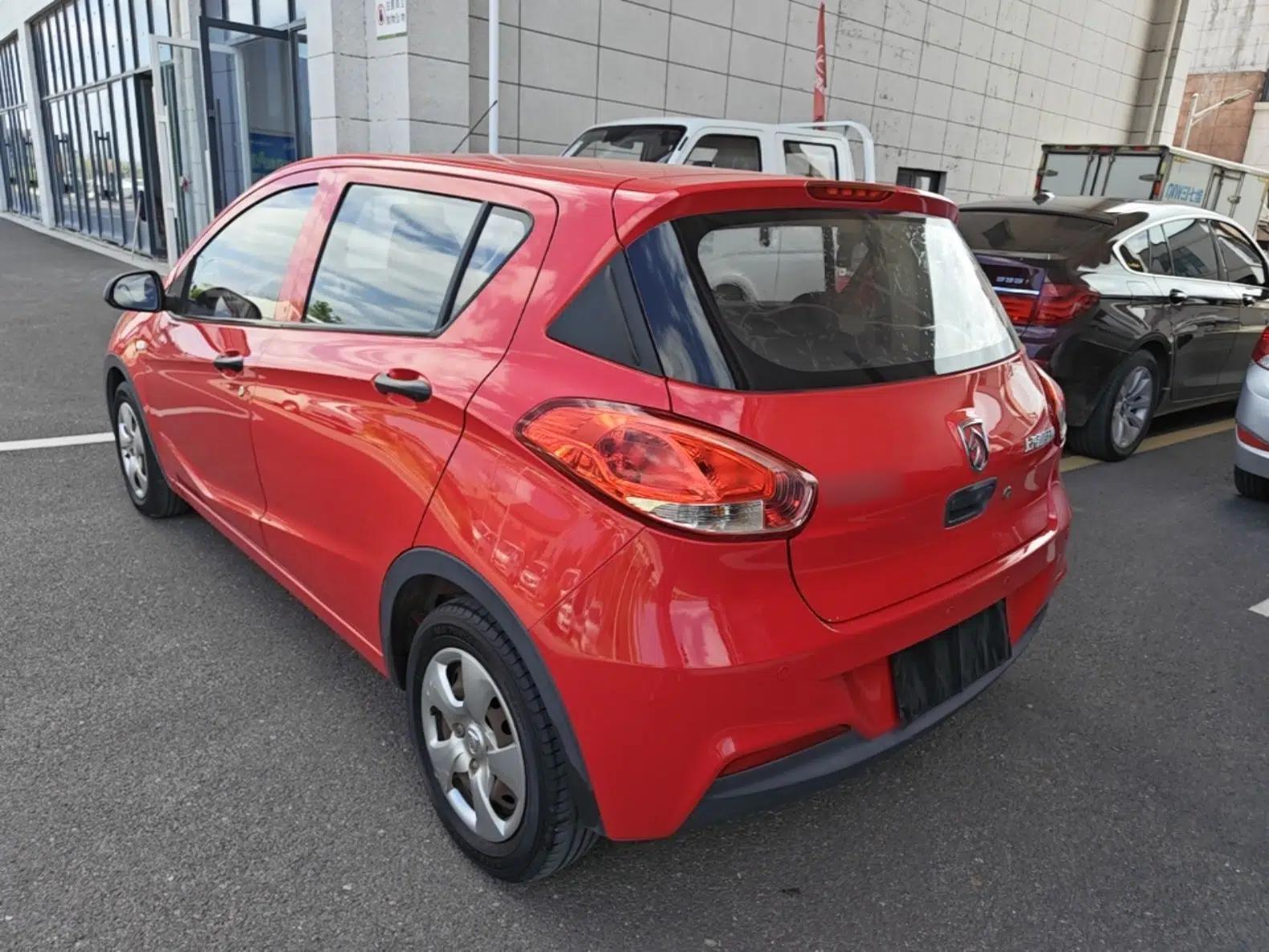 Baojun 310 2016 1.2L Manual Value Edition — миниатюра 4