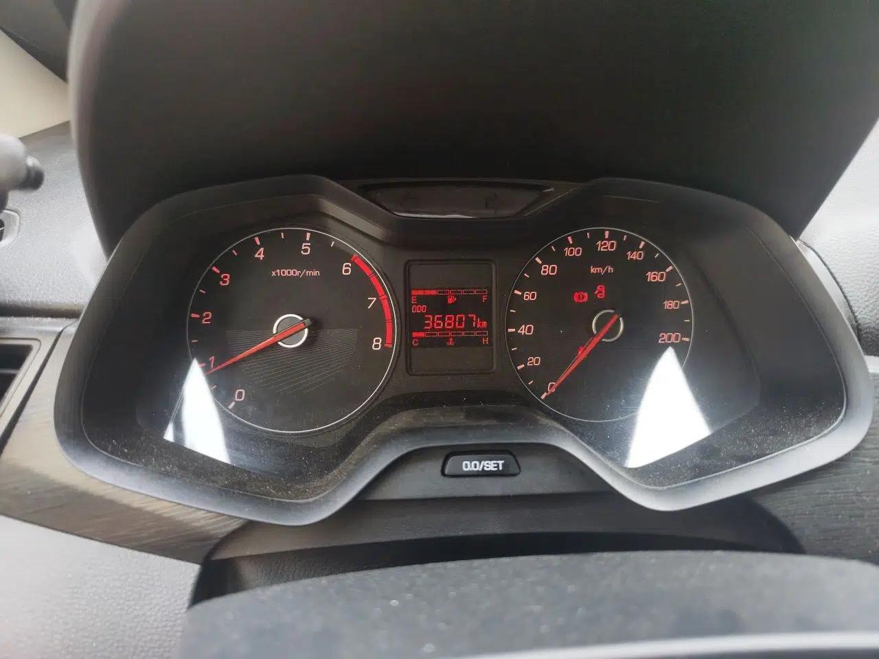Baojun 310 2016 1.2L manual Comfort trim level — миниатюра 11