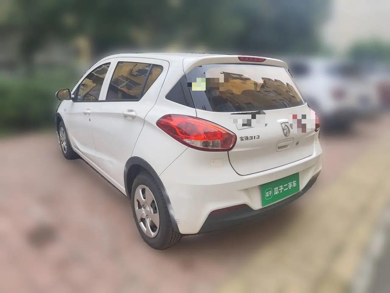 Baojun 310 2016 1.2L manual Comfort trim level — миниатюра 4