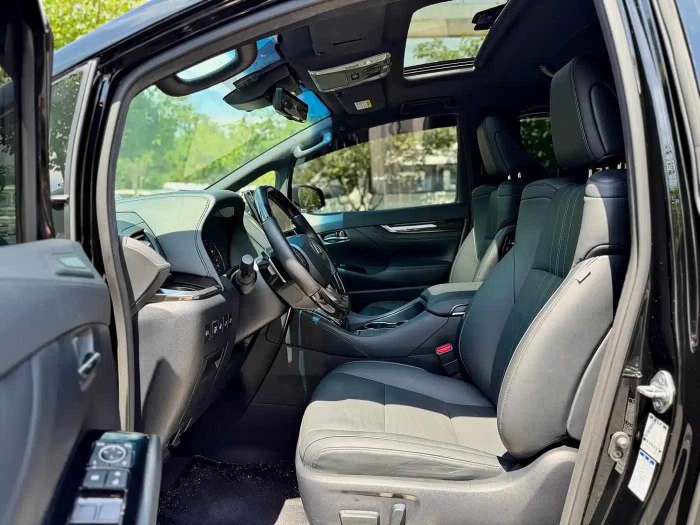 Lexus LM 2020 300h 7-Seat Elegant Edition — миниатюра 11