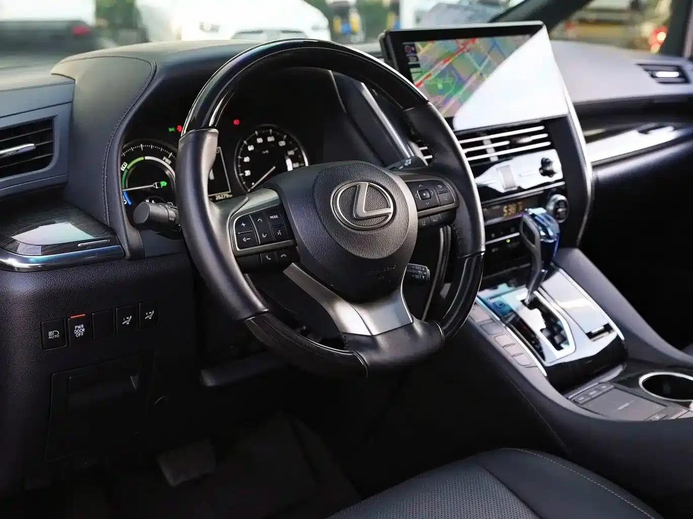 Lexus LM 2020 300h Four-Seat Executive Edition — миниатюра 4