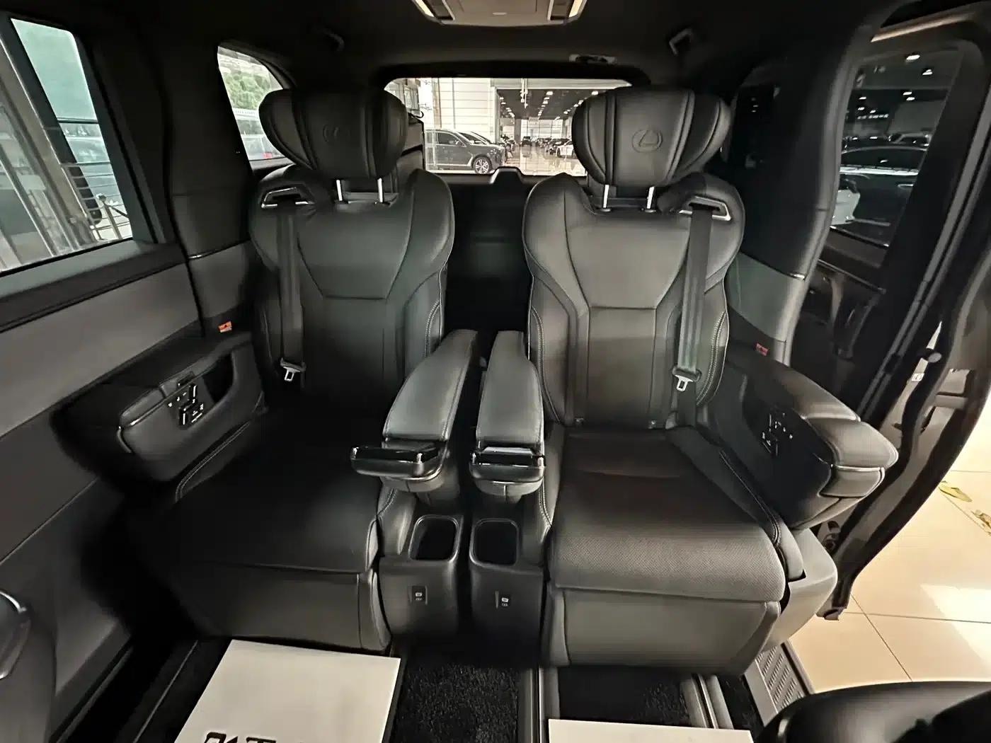 Lexus LM 2023 350h 7-Seat Elegant Edition — миниатюра 16