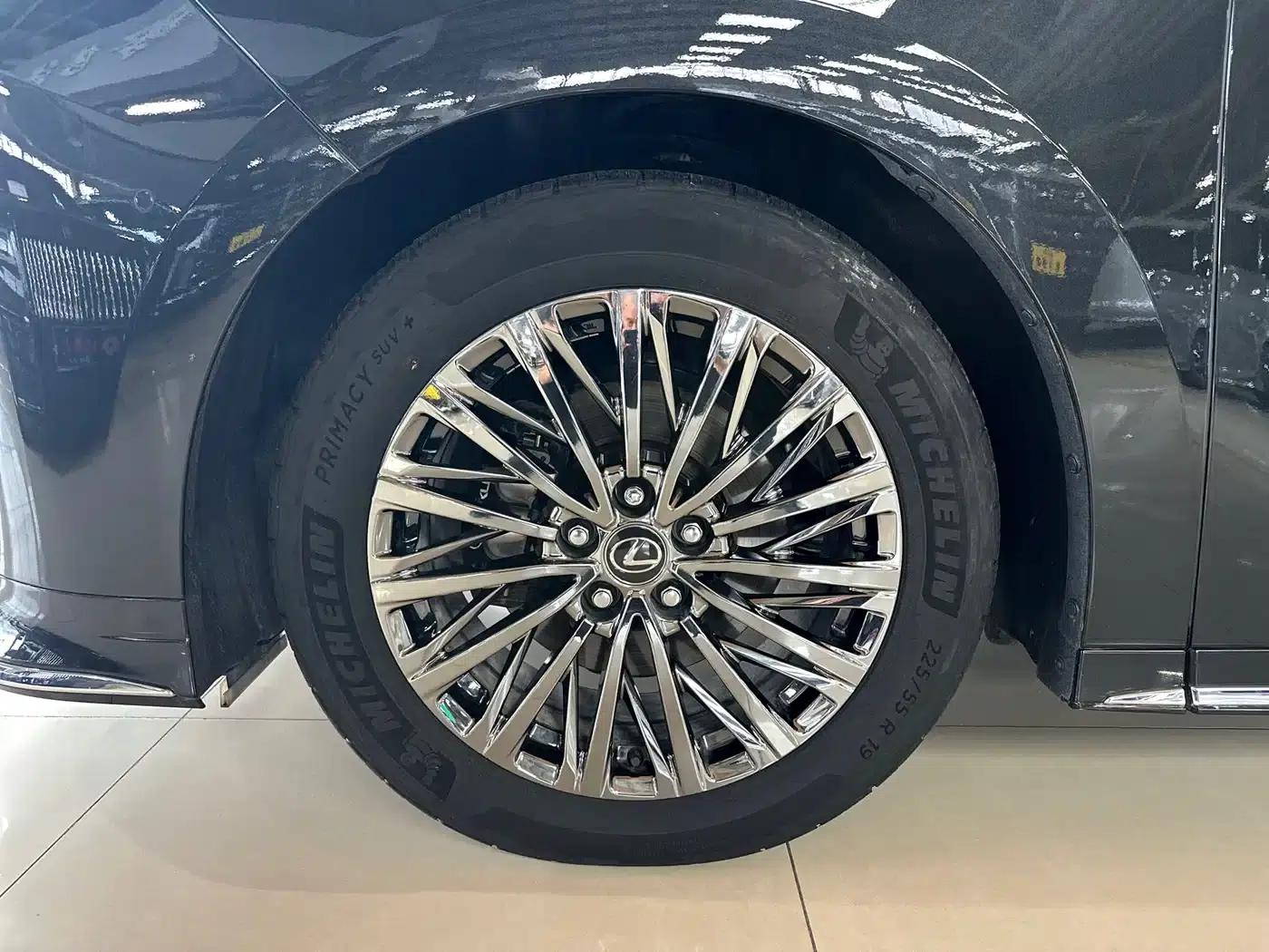 Lexus LM 2023 350h 7-Seat Elegant Edition — миниатюра 28