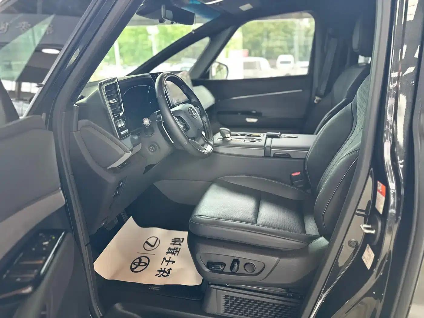 Lexus LM 2023 350h 7-Seat Elegant Edition — миниатюра 7