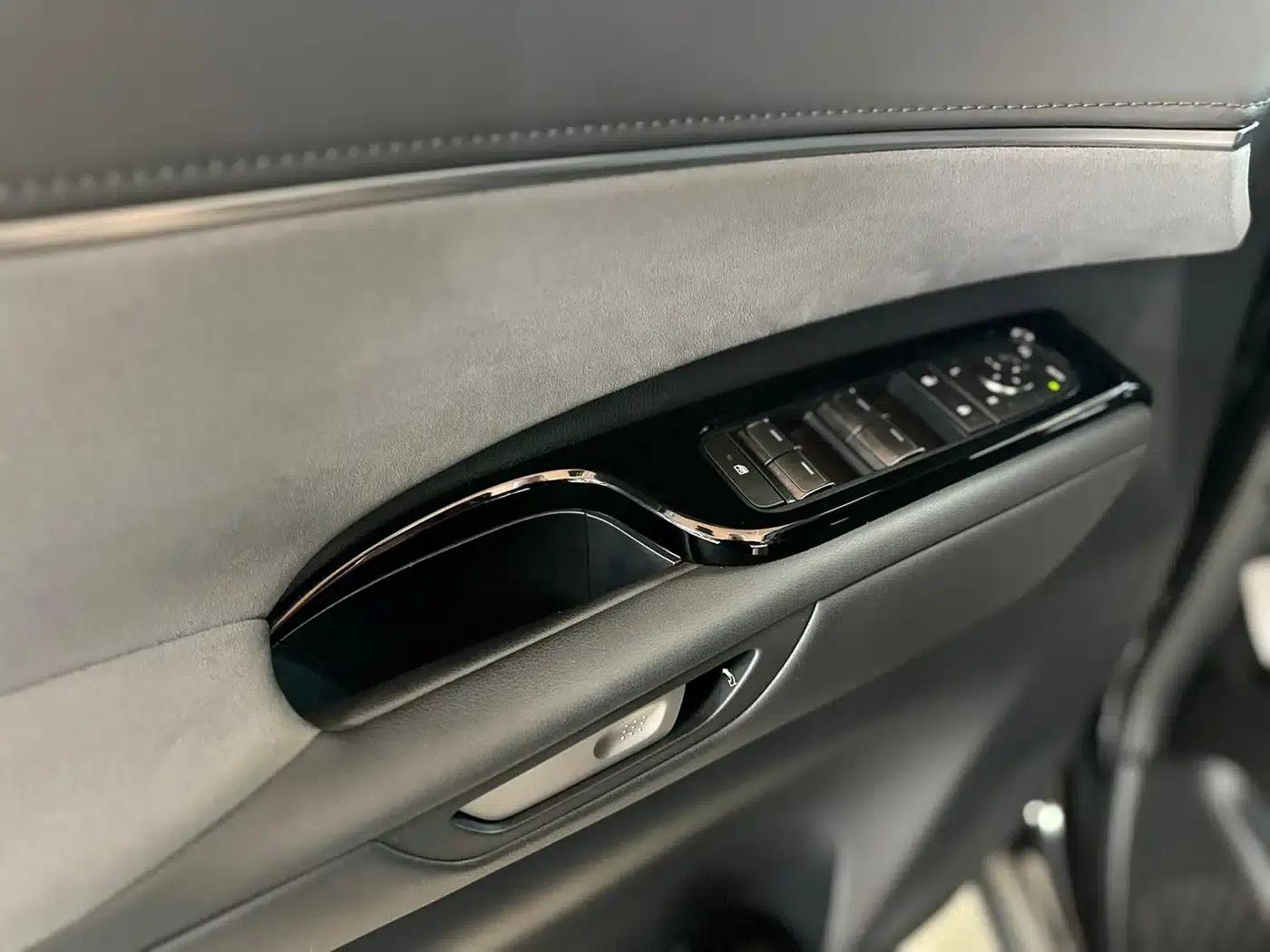 Lexus LM 2023 350h 7-Seat Elegant Edition — миниатюра 8