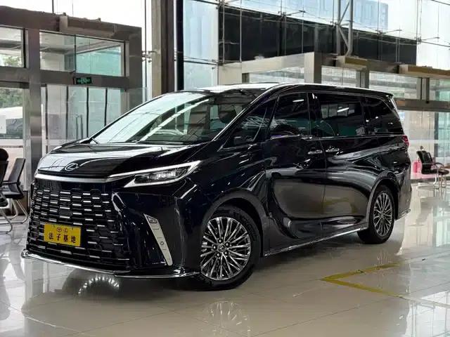 Lexus LM 2023 350h 7-Seat Elegant Edition