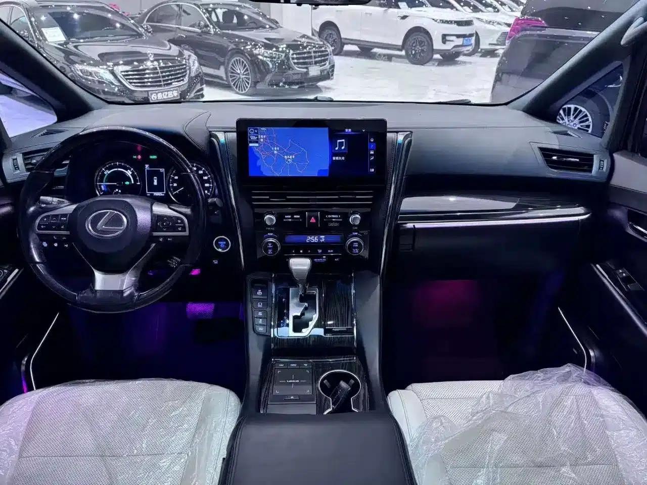 Lexus LM 2020 300h 7-Seat Elegant Edition — миниатюра 11