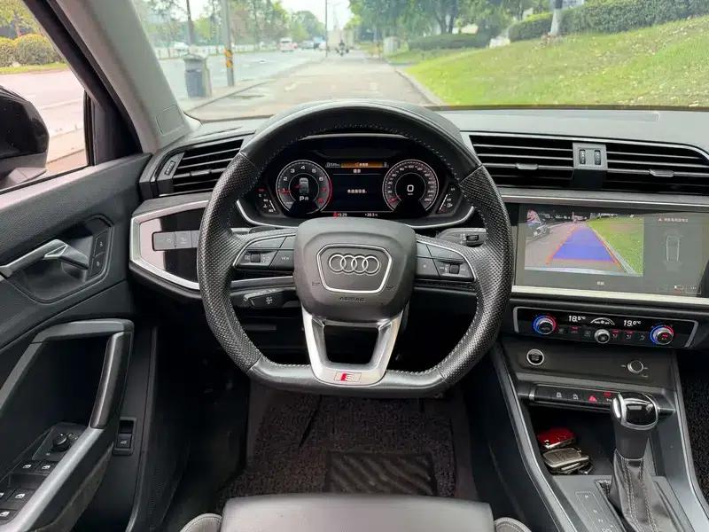 Audi Q3 Sportback 2022 40 TFSI Fashion Edition — миниатюра 8