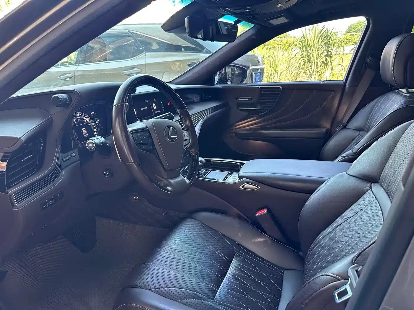 Lexus LS 2020 500h Luxury Edition (China VI Emission Standard) — миниатюра 4