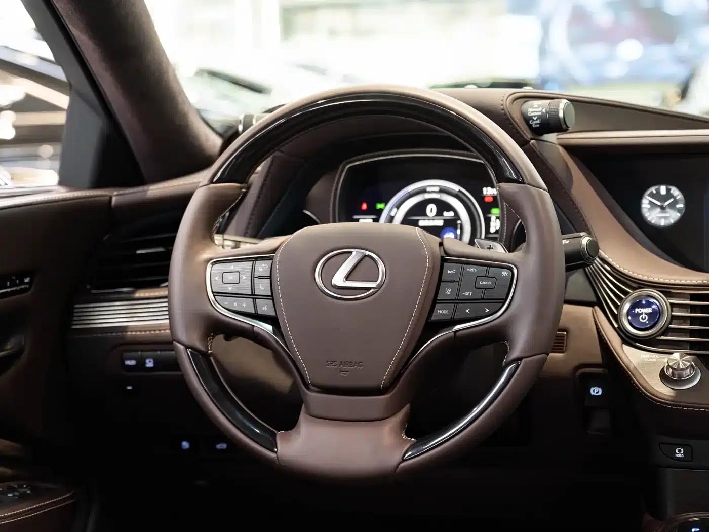 Lexus LS 2020 500h Luxury Edition (China VI Emission Standard) — миниатюра 14
