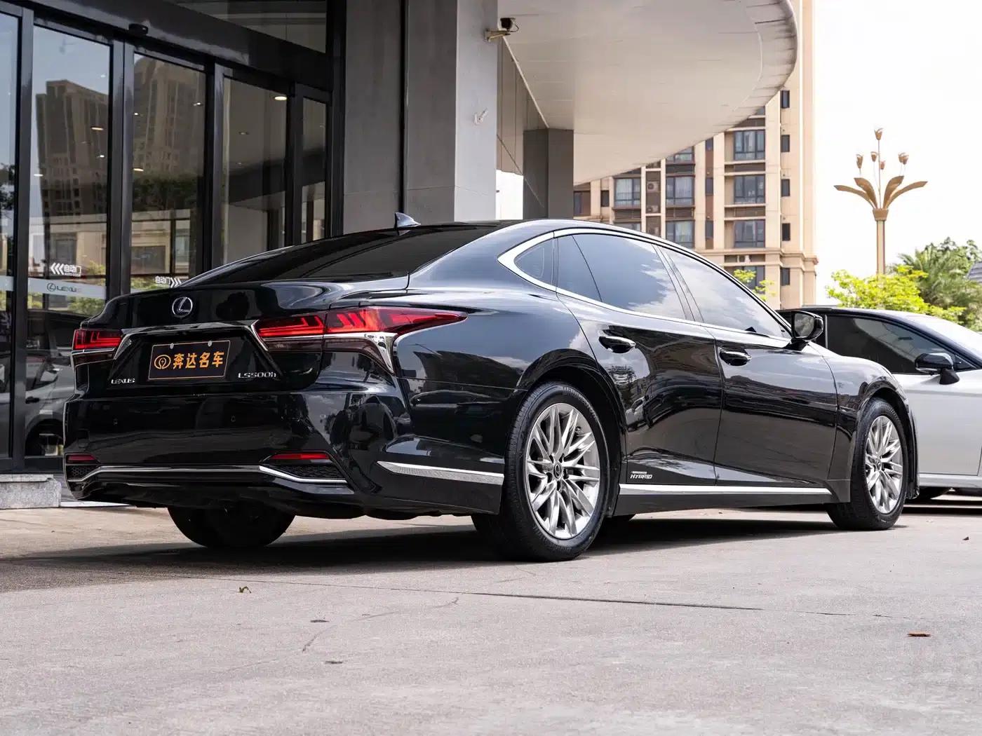 Lexus LS 2020 500h Luxury Edition (China VI Emission Standard) — миниатюра 3