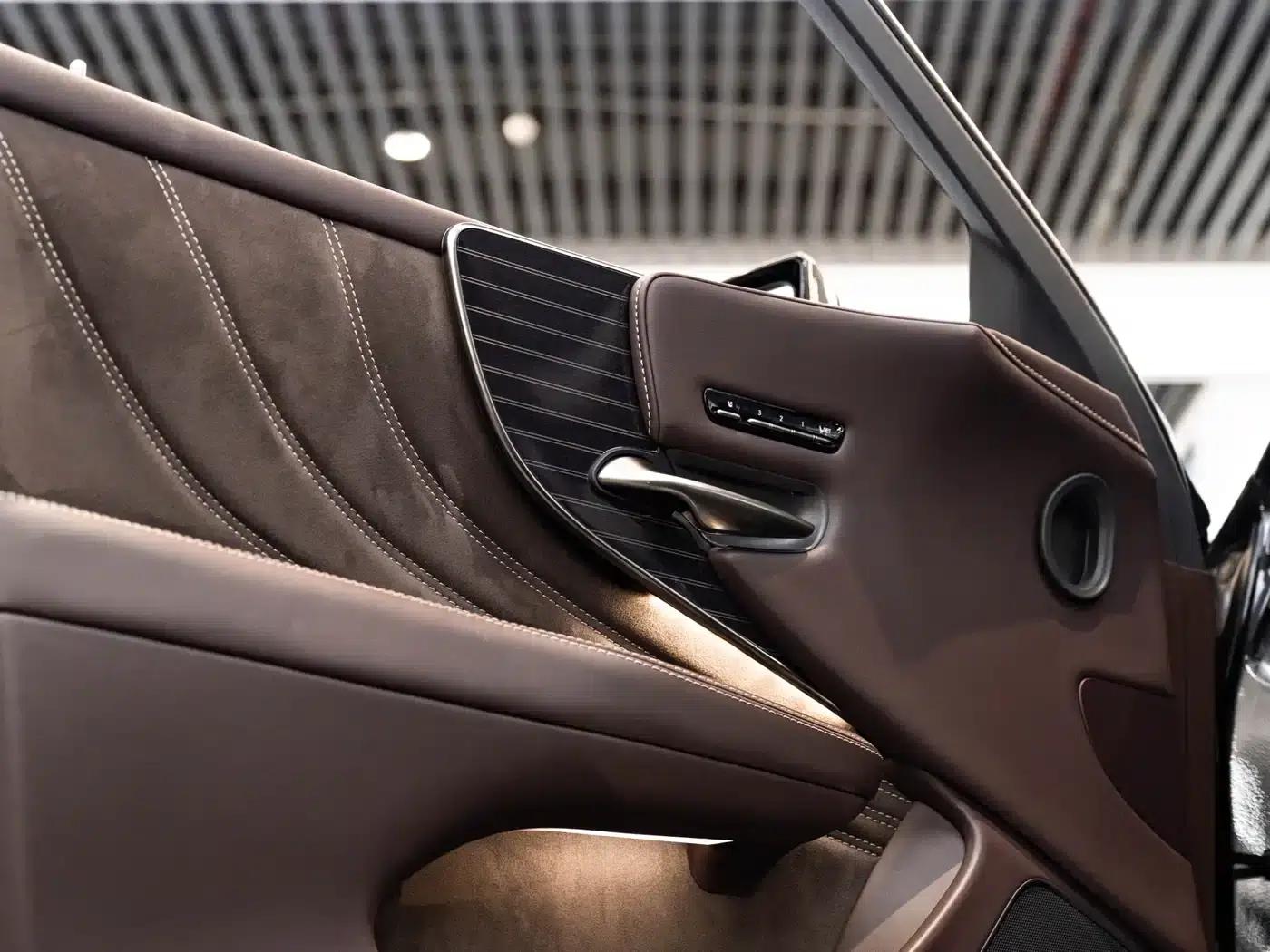 Lexus LS 2020 500h Luxury Edition (China VI Emission Standard) — миниатюра 21