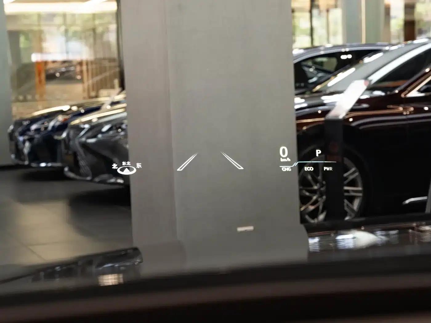 Lexus LS 2020 500h Luxury Edition (China VI Emission Standard) — миниатюра 24