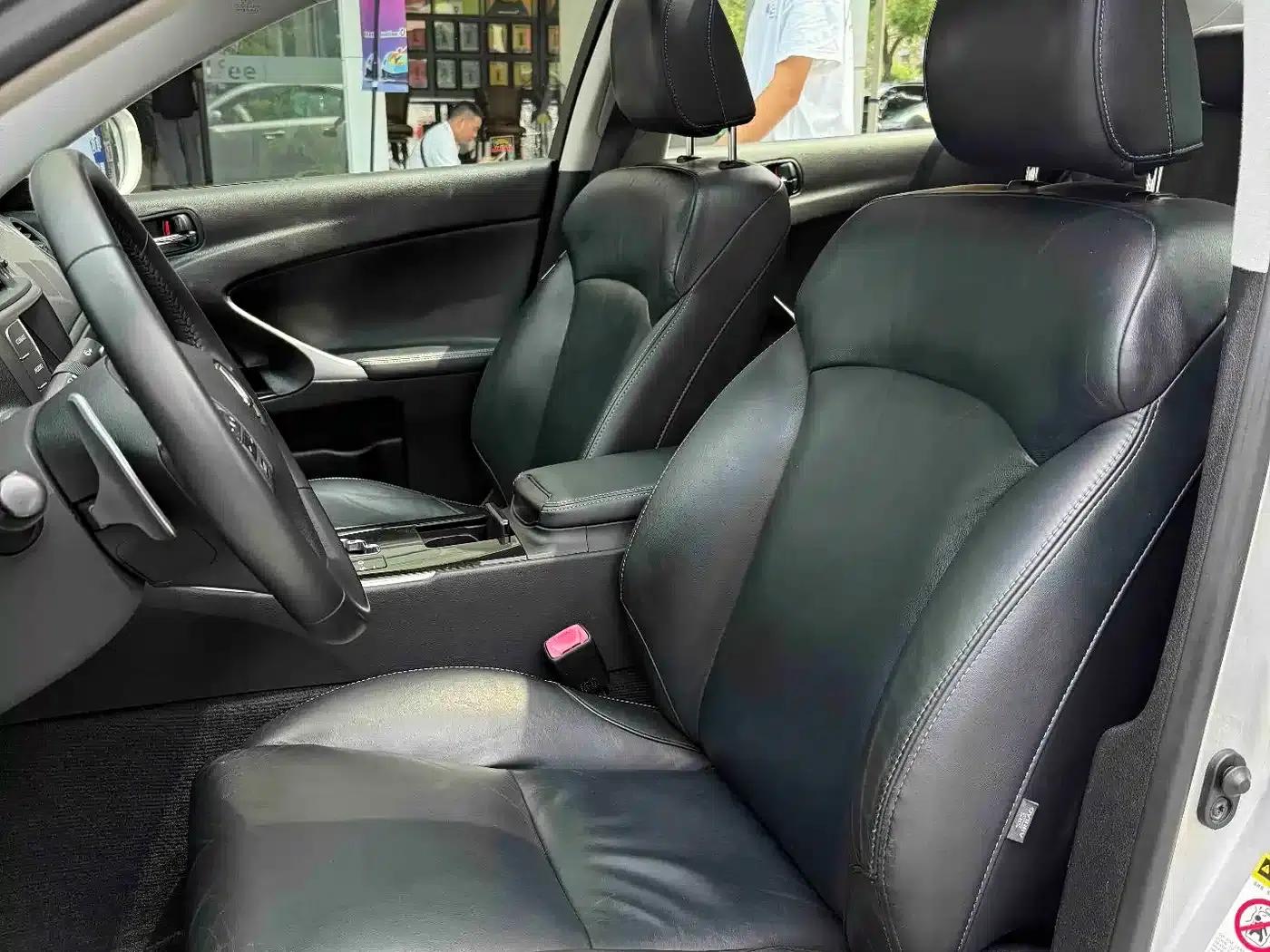 Lexus IS 2011 250 Dynamic Edition — миниатюра 11