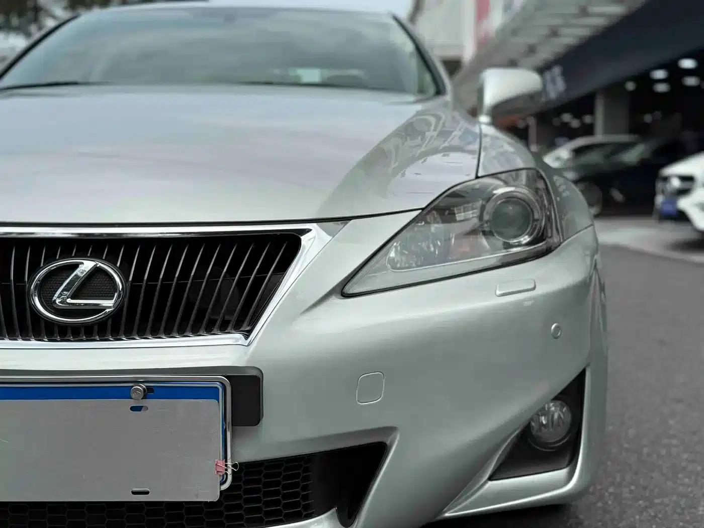 Lexus IS 2011 250 Dynamic Edition — миниатюра 22