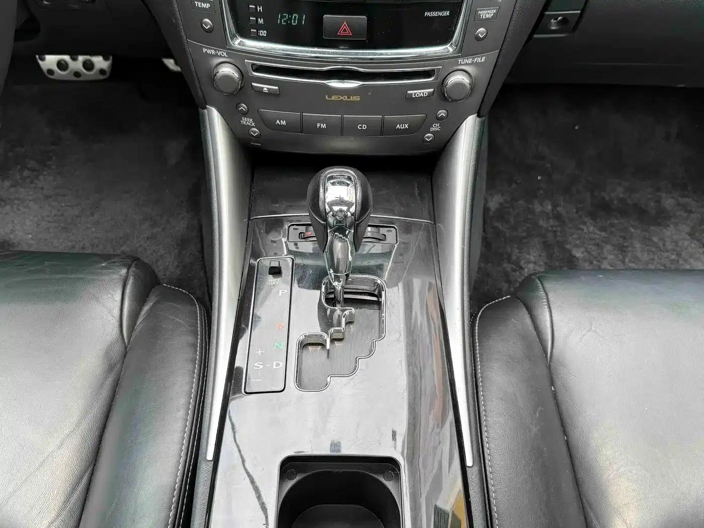 Lexus IS 2011 250 Dynamic Edition — миниатюра 24
