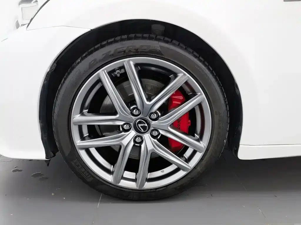 Lexus IS 2015 200t F SPORT — миниатюра 17