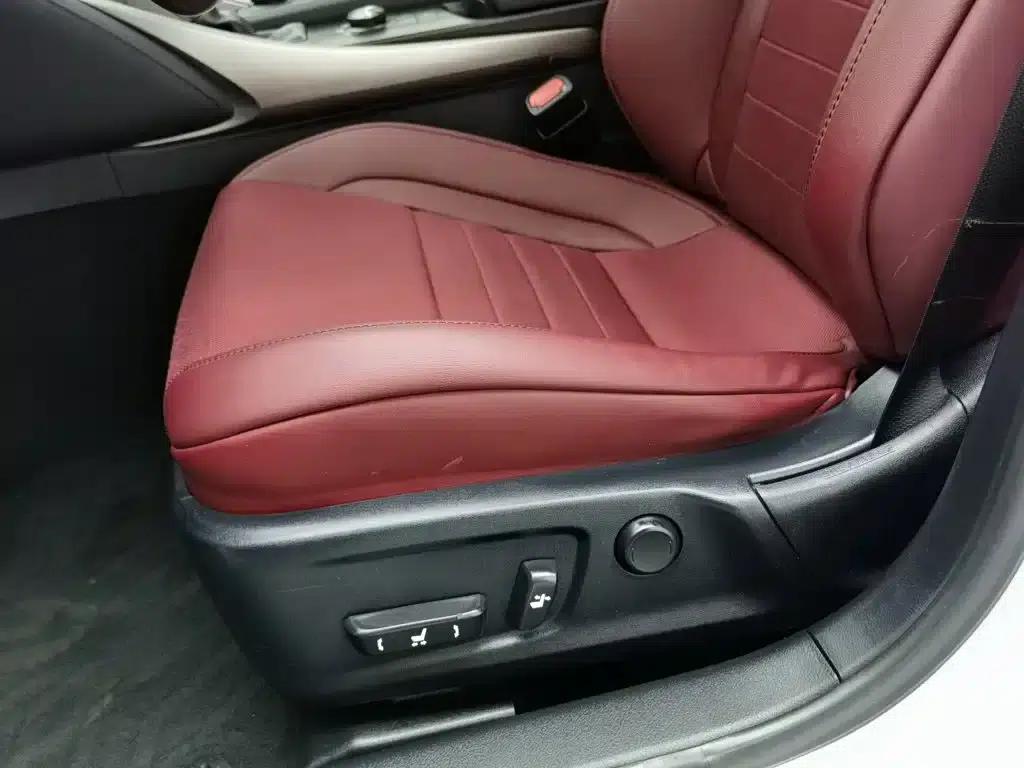 Lexus IS 2015 200t F SPORT — миниатюра 20