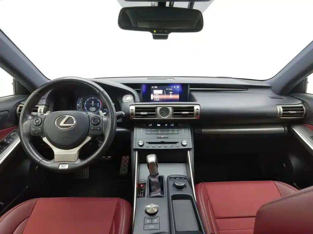 Lexus IS 2015 200t F SPORT — миниатюра 5