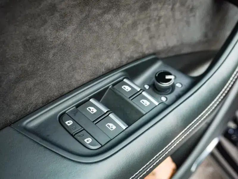 Audi Q8 2021 55 TFSI Premium Dynamic Edition — миниатюра 25