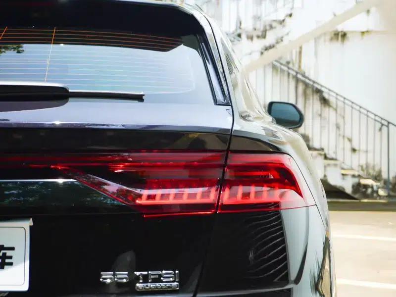 Audi Q8 2021 55 TFSI Premium Dynamic Edition — миниатюра 6