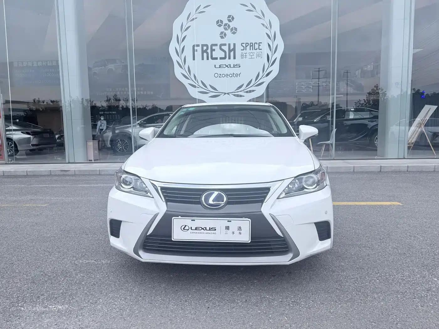 Lexus CT 2017 CT200h Elite Edition, Single Color, China V Emission Standard — миниатюра 2