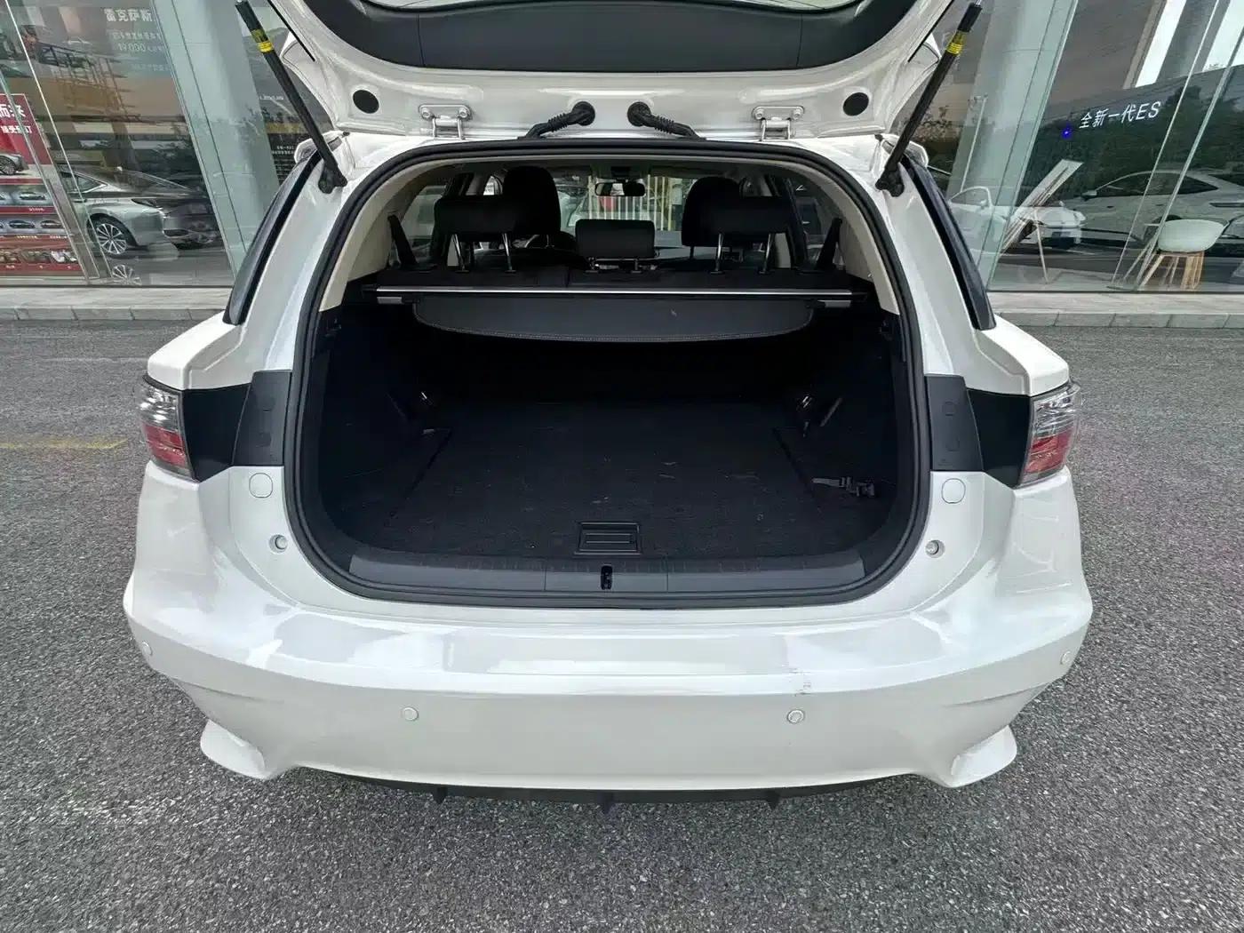 Lexus CT 2017 CT200h Elite Edition, Single Color, China V Emission Standard — миниатюра 11