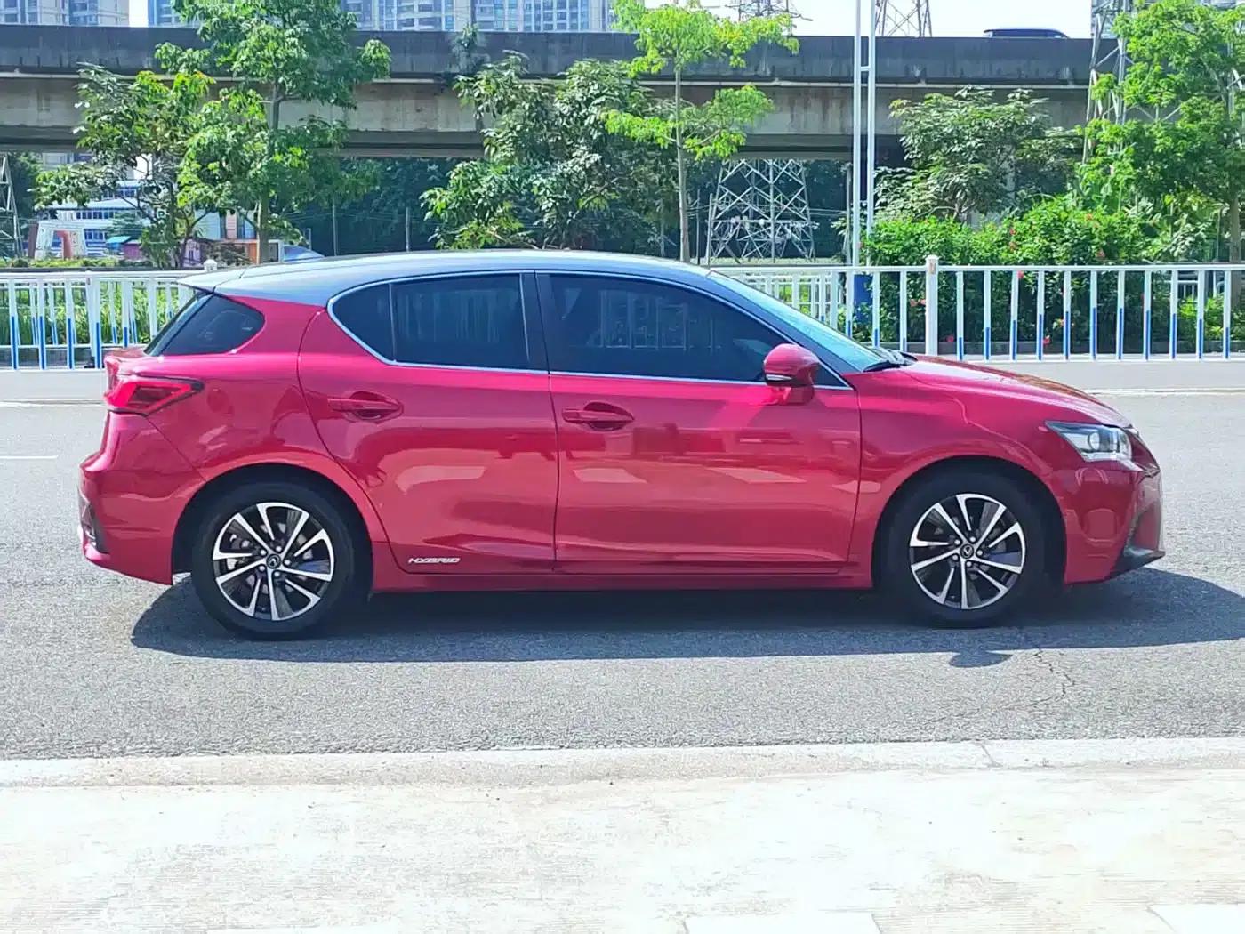 Lexus CT 2020 CT200h F SPORT Two-Tone — миниатюра 4