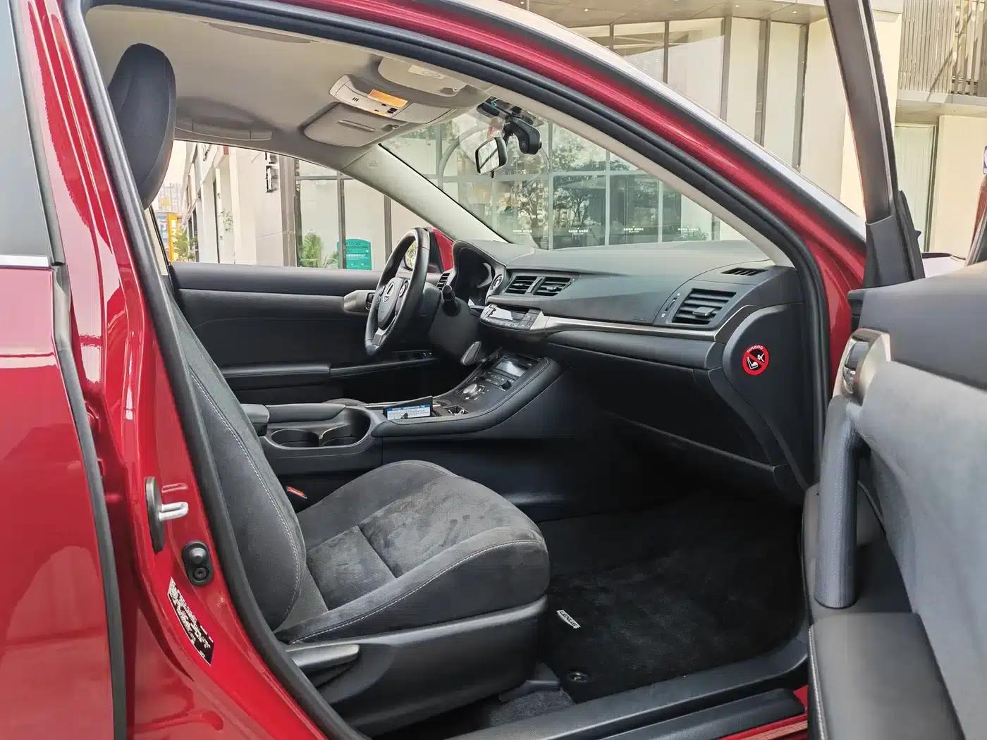 Lexus CT 2020 CT200h F SPORT Two-Tone — миниатюра 9