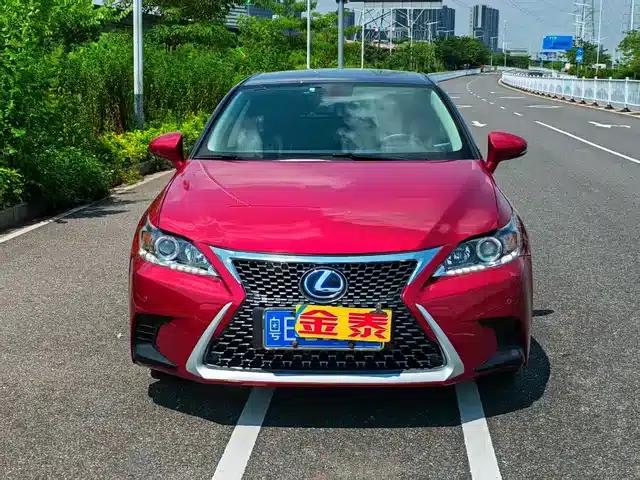 Lexus CT 2020 CT200h F SPORT Two-Tone